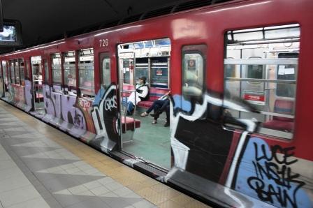 5213550106_f177102486_b