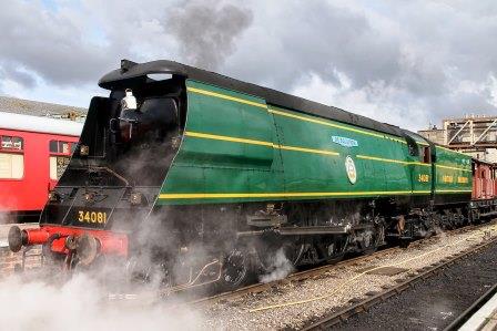 ‘Battle_of_Britain’_92_Squadron_(36788790253)