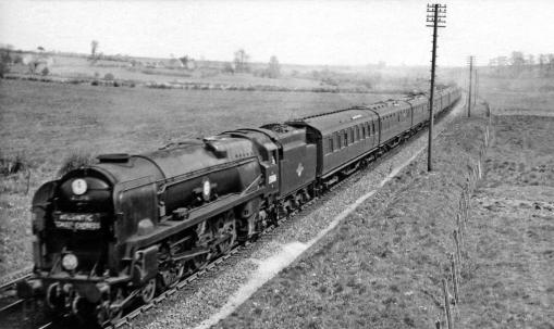 Tisbury_Down_Atlantic_Coast_Express_geograph-2641827-by-Ben-Brooksbank
