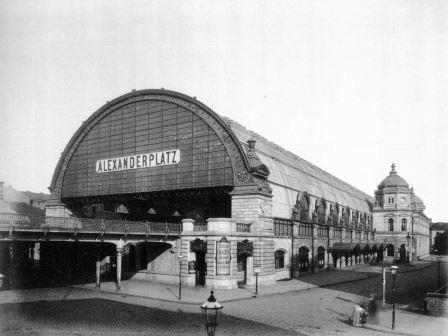 1280px-1885_bahnhof_alexanderplatz